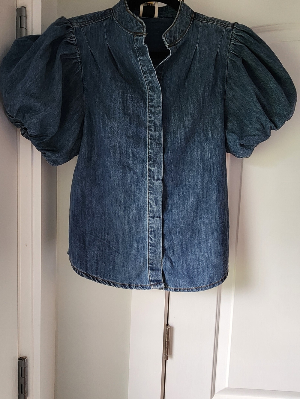 Puff-Sleeve Denim Blouse - Blue